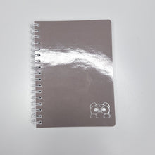 Carica l&#39;immagine nel visualizzatore di Gallery, A6 Notebook - BABY BEAR silver foil
