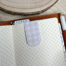 Load image into Gallery viewer, MAGNETIC BOOKMARK, pink
