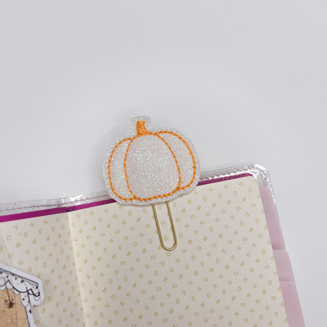 ORANGE PUMPKIN - paperclip